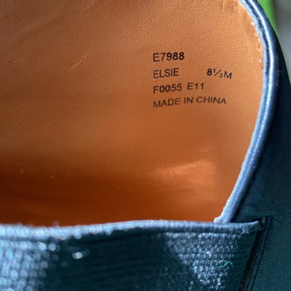 Woman’s Calvin Klein Heel Boots Black 8.5 - Picture 2 of 10